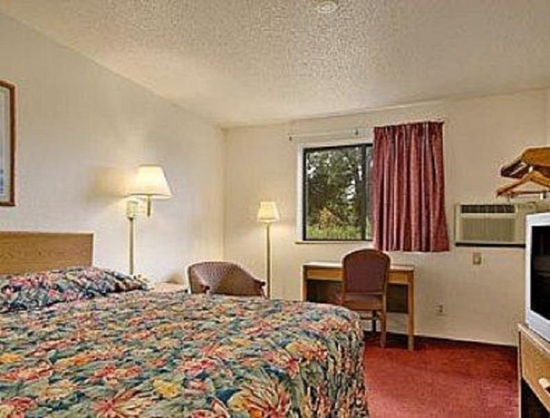 Super Inn By Oyo Lansing Mi Buitenkant foto